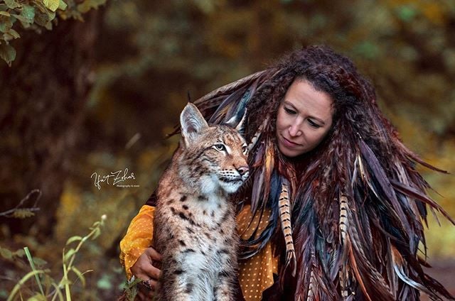 Russian Girl Adopts Cute Lynx Kittens And Becomes An Internet Sensation 